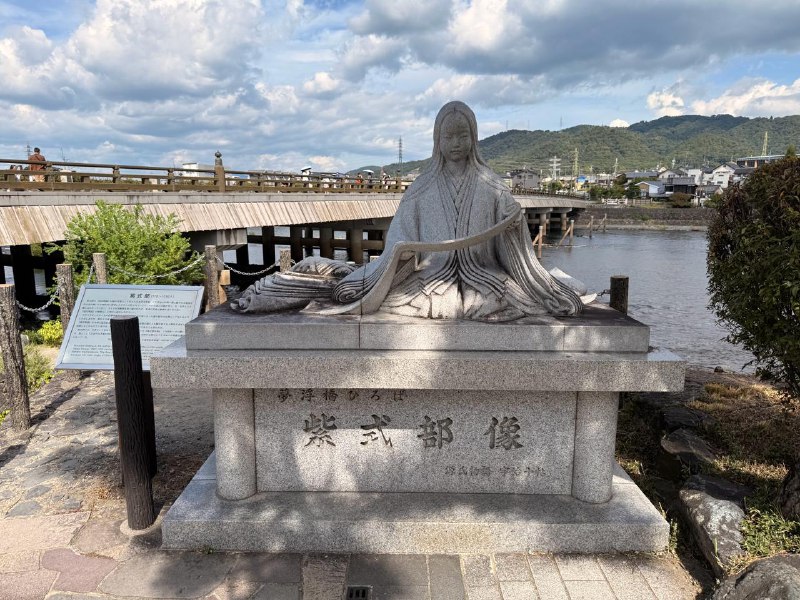 D4 宇治 - 抹茶 - 凤凰堂平等院 - 京吹巡礼这天来到宇治,总算是第一个稍微远离市区的地方了,非常安静,感觉能听到自己的心跳了